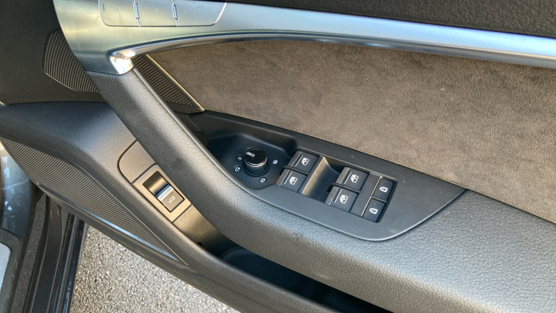 Audi A6 40 TDI Quattro S Line 5dr S Tronic [Tech Pack] Diesel Estate